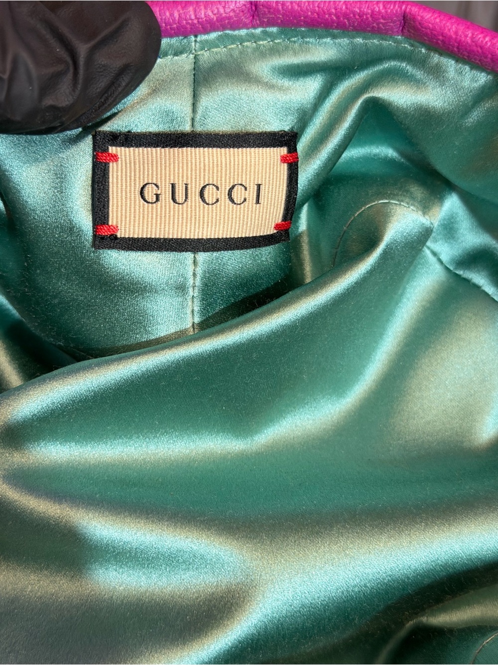 Gucci Pink GG Monogram Sequin Beret Hat M 57cm Rare Metallic Logo Cap Luxury - Picture 6 of 7